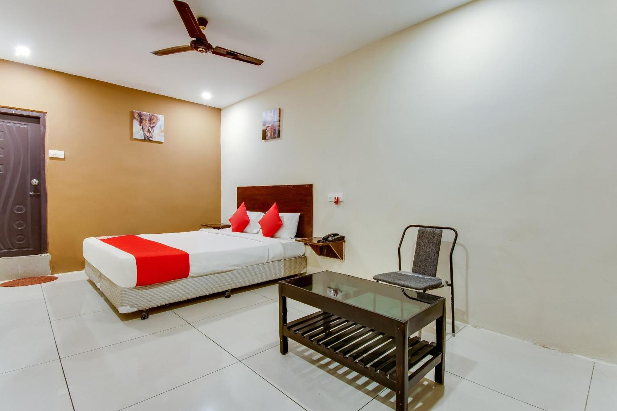 Отель Oyo Akshaya Nest Виджаявада Экстерьер фото